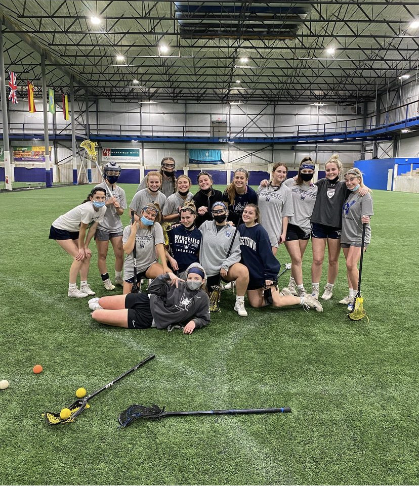 The womens lacrosse team before the start of their Spring season. Image credits: @wsuowlswlax on Instagram. 